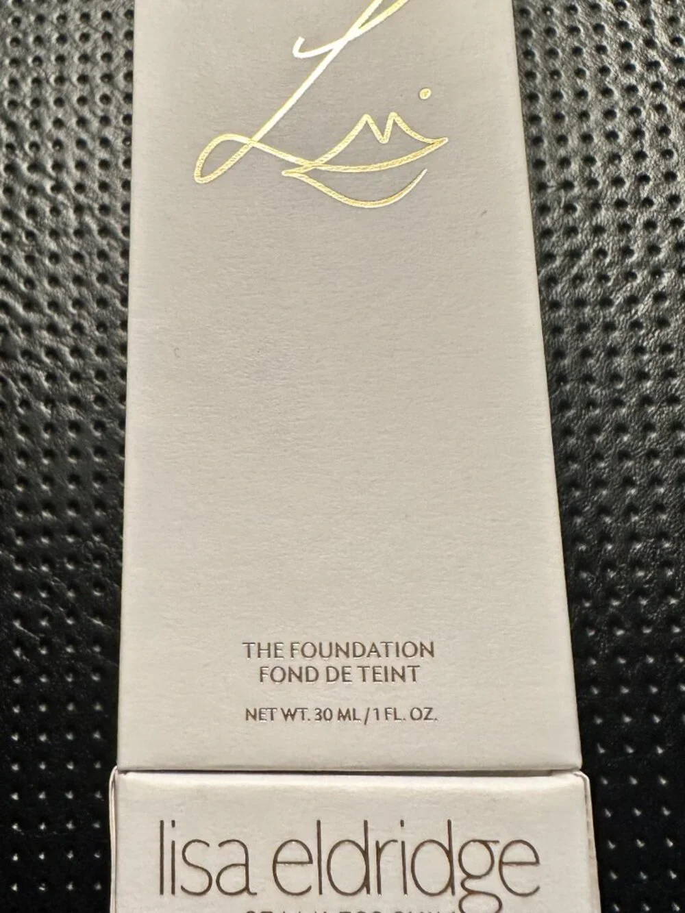 LISA ELDRIGE  Shade # 12 THE FONDATION NEW UNUSED BOXED
